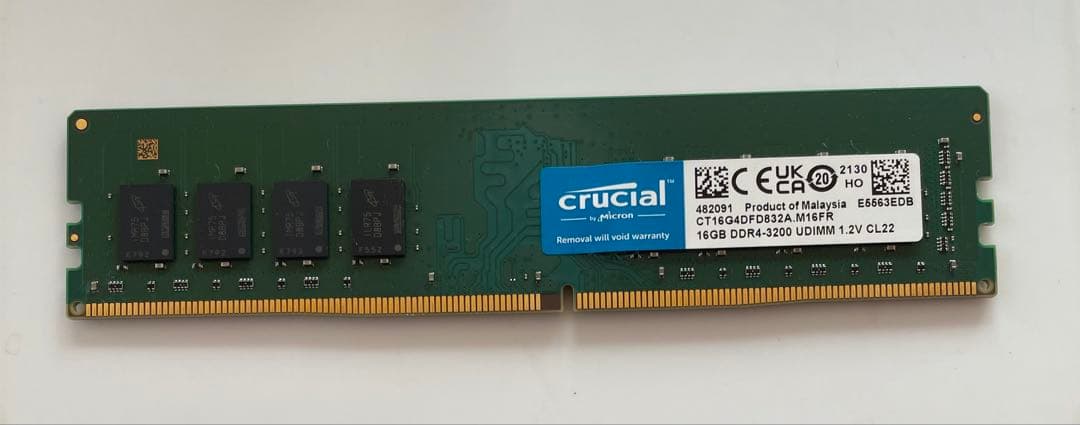 サ*ん様 Crucial 16GB DDR4-3200 メモリー