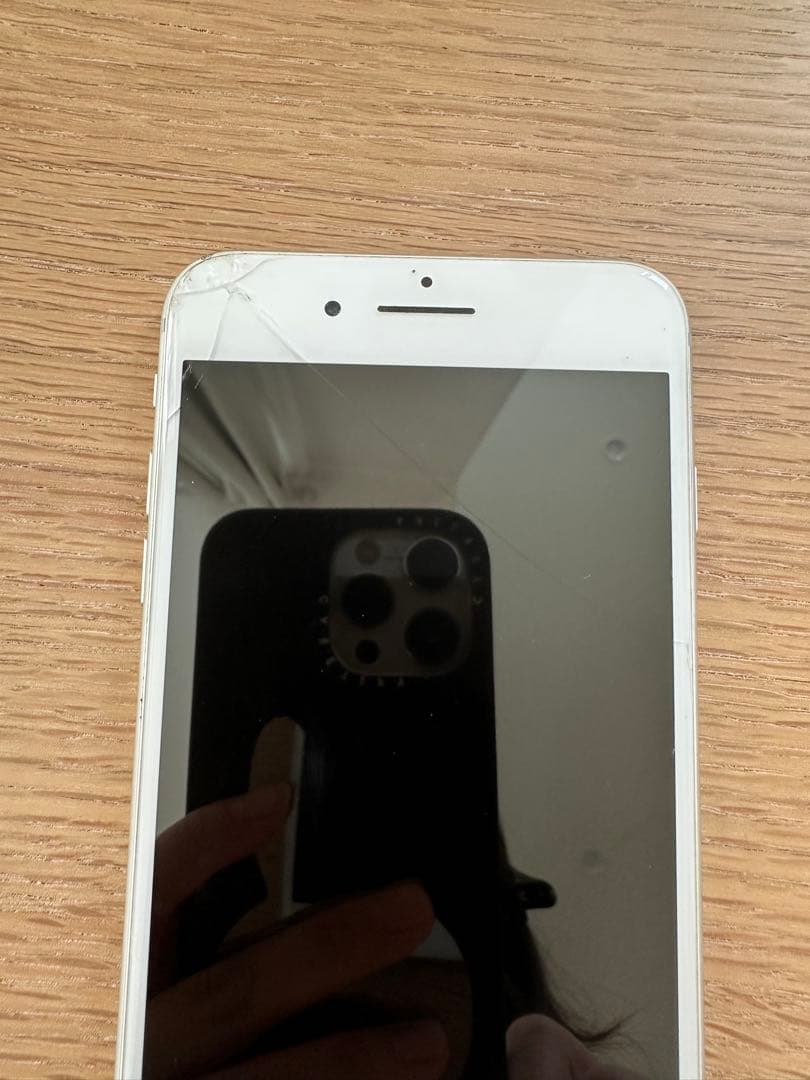 【訳あり】iPhone 8 Plus 64GB SIMフリー