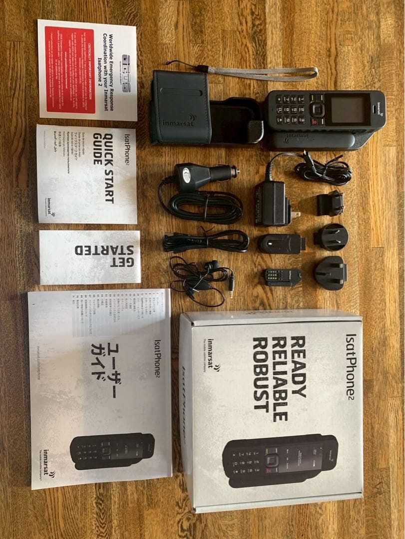 IsatPhone 2（インマルサット衛星電話）美品・専用新品バッグ付き