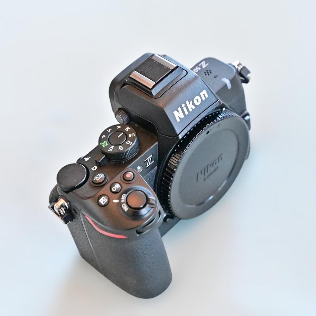 Nikon Z50II ボディー　高性能なのに、コンパクト