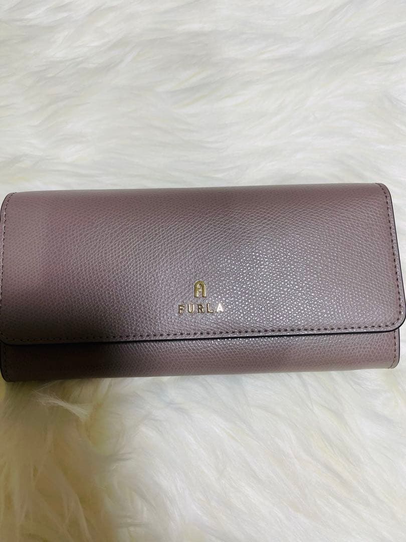 ベビードナさん専用 FURLA 長財布 カメリア コンチネンタルウオレット