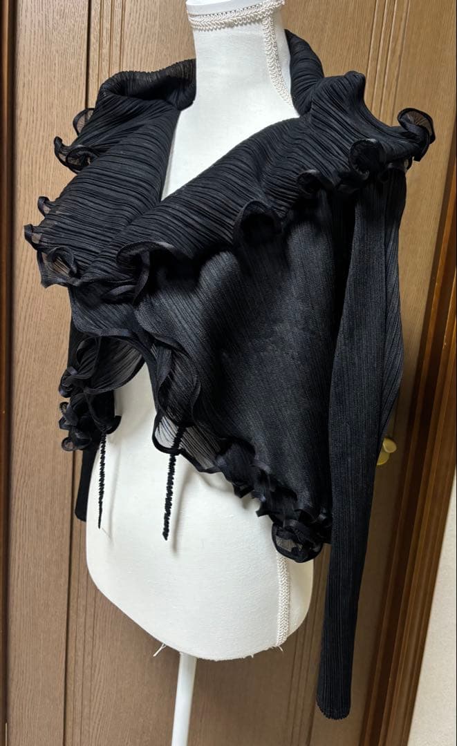 PLEATSPLEASE☆フリルジャケット・スカート　レアなパーティードレス