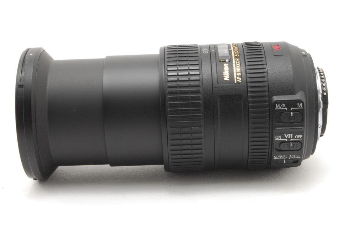 Nikon AF-S DX NIKKOR 18-200mm VR ズームレンズ