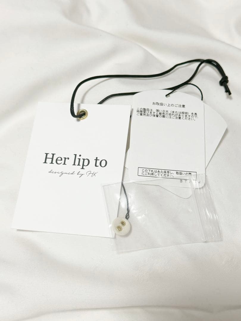 ワンピース herlipto Rosaline Lace Trimmed Dress S