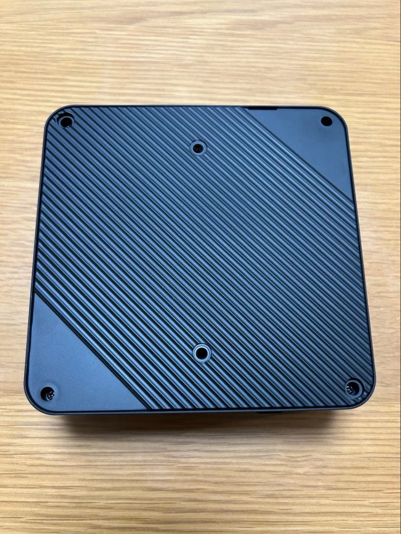 【ベアボーンミニPC】MINISFORUM UM480XT