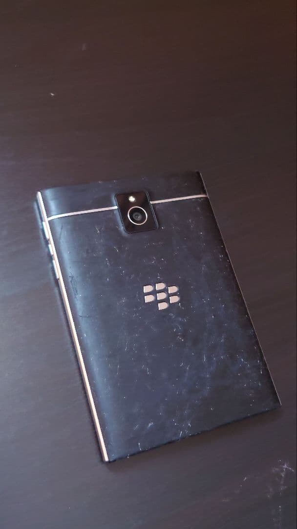 Blackberry Passport 4G SIMフリー