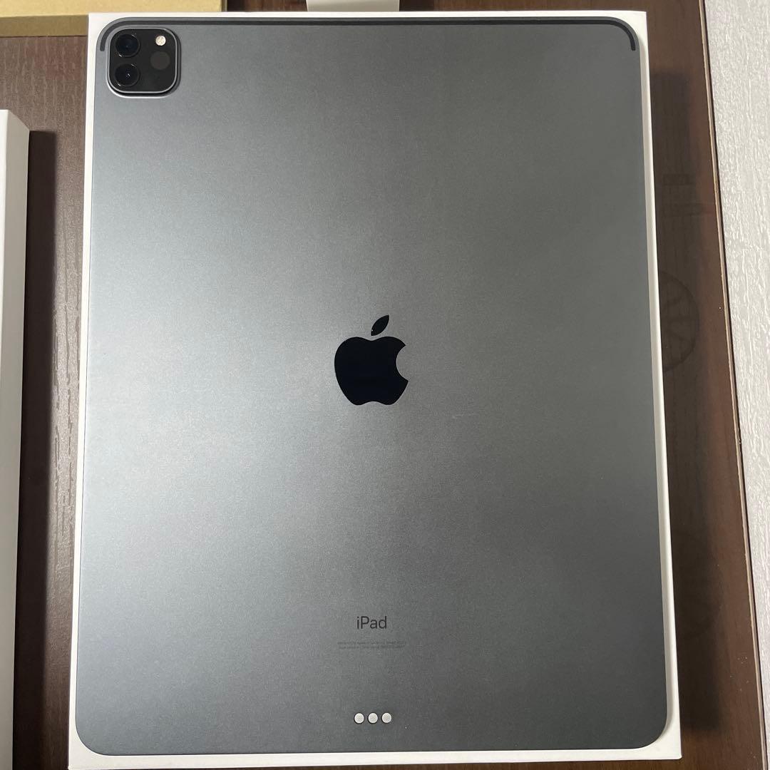 iPad pro 12.9 第４世代 256GB + 周辺機器【ヒビ有り】