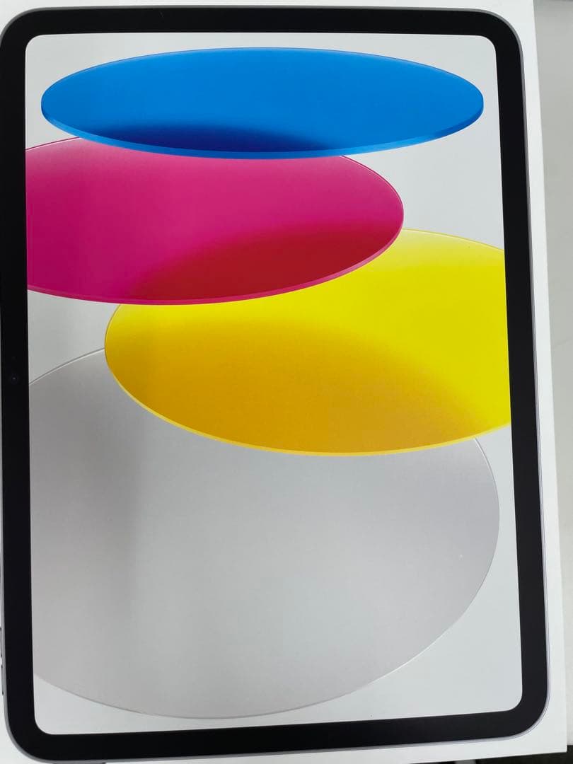 ホワイト iPad 第11世代A16 128GB 本体 専用カバー付き　4.0