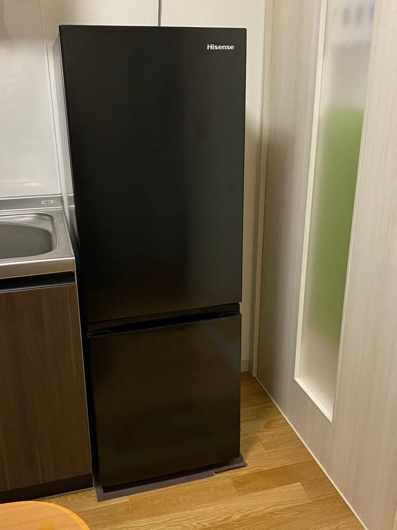Hisense ブラック 冷蔵庫 上下二段式　175L
