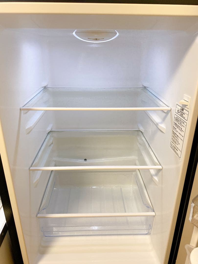 Hisense ブラック 冷蔵庫 上下二段式　175L