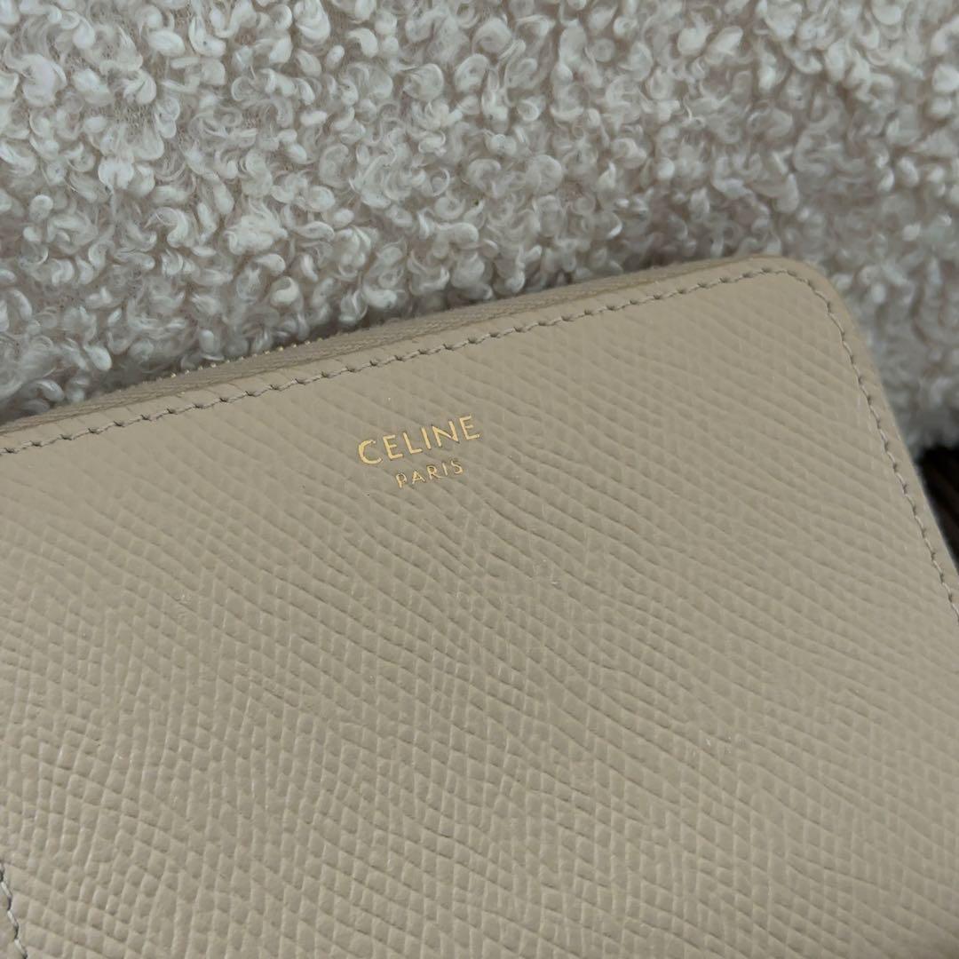 極美品　セリーヌ　ジップウォレット　ミニ財布　ヌード　ベージュ