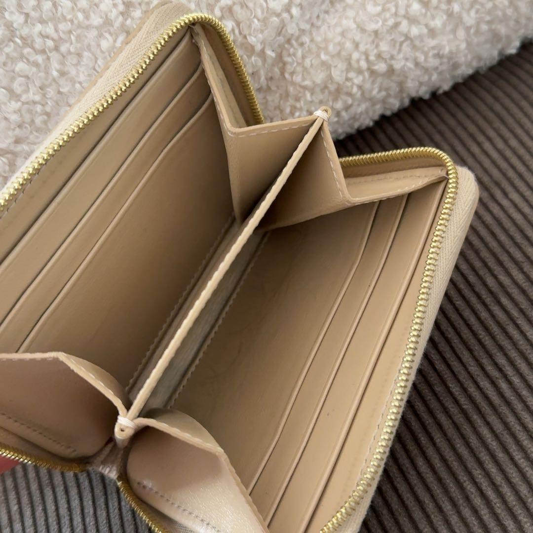 極美品　セリーヌ　ジップウォレット　ミニ財布　ヌード　ベージュ