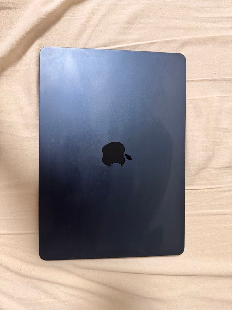 MacBookAir M2 256G バッテリー100% 充電23回