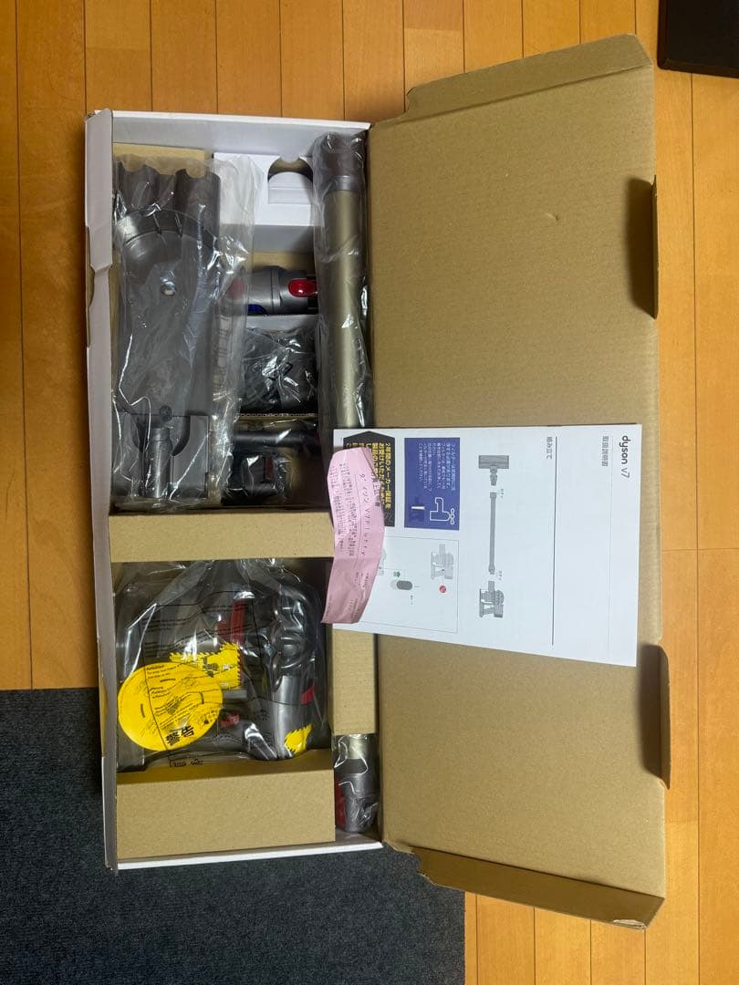 掃除機・クリーナー dyson v7 fluffy origin