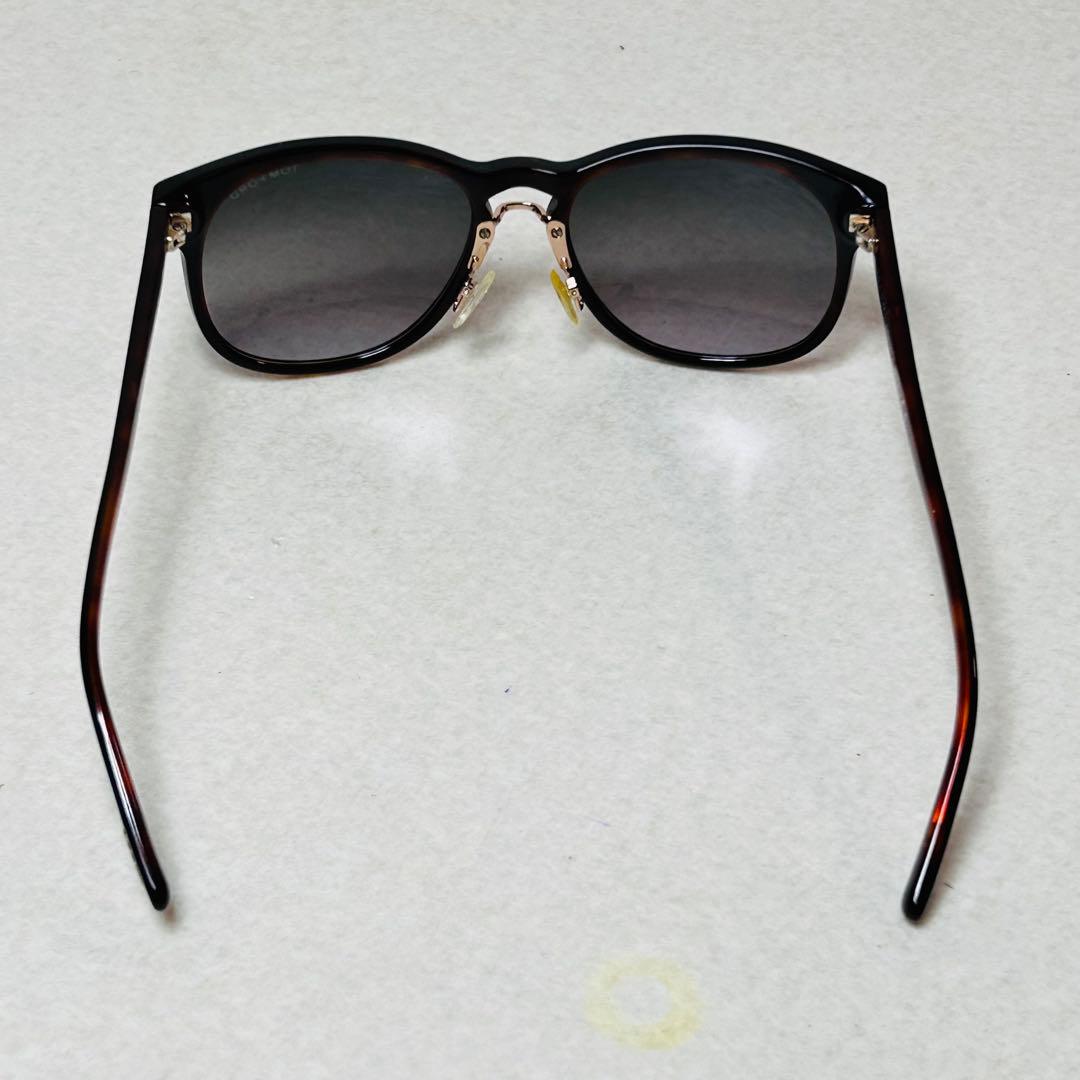 TOM FORD　サングラス　ウェリントン　ブラウン