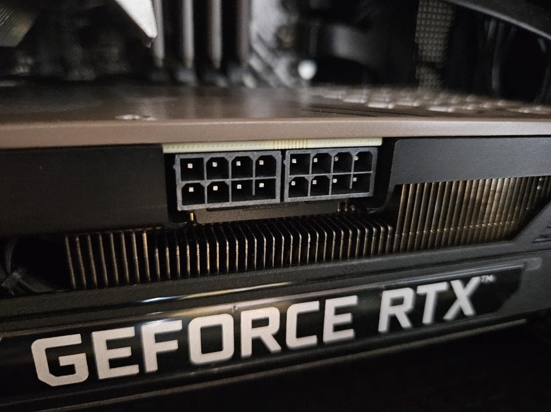 Palit GeForce RTX 3090 GamingPro 動作確認済
