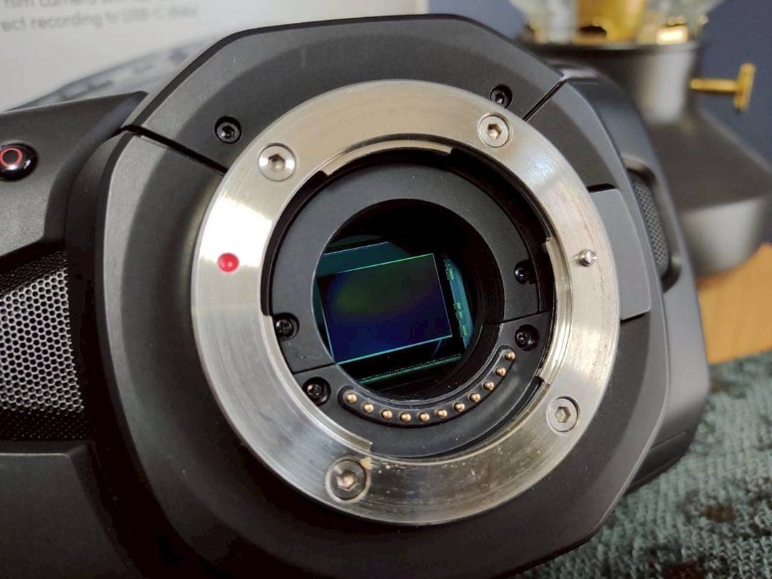 4Kシネマカメラ｜Blackmagic Pocket 4K