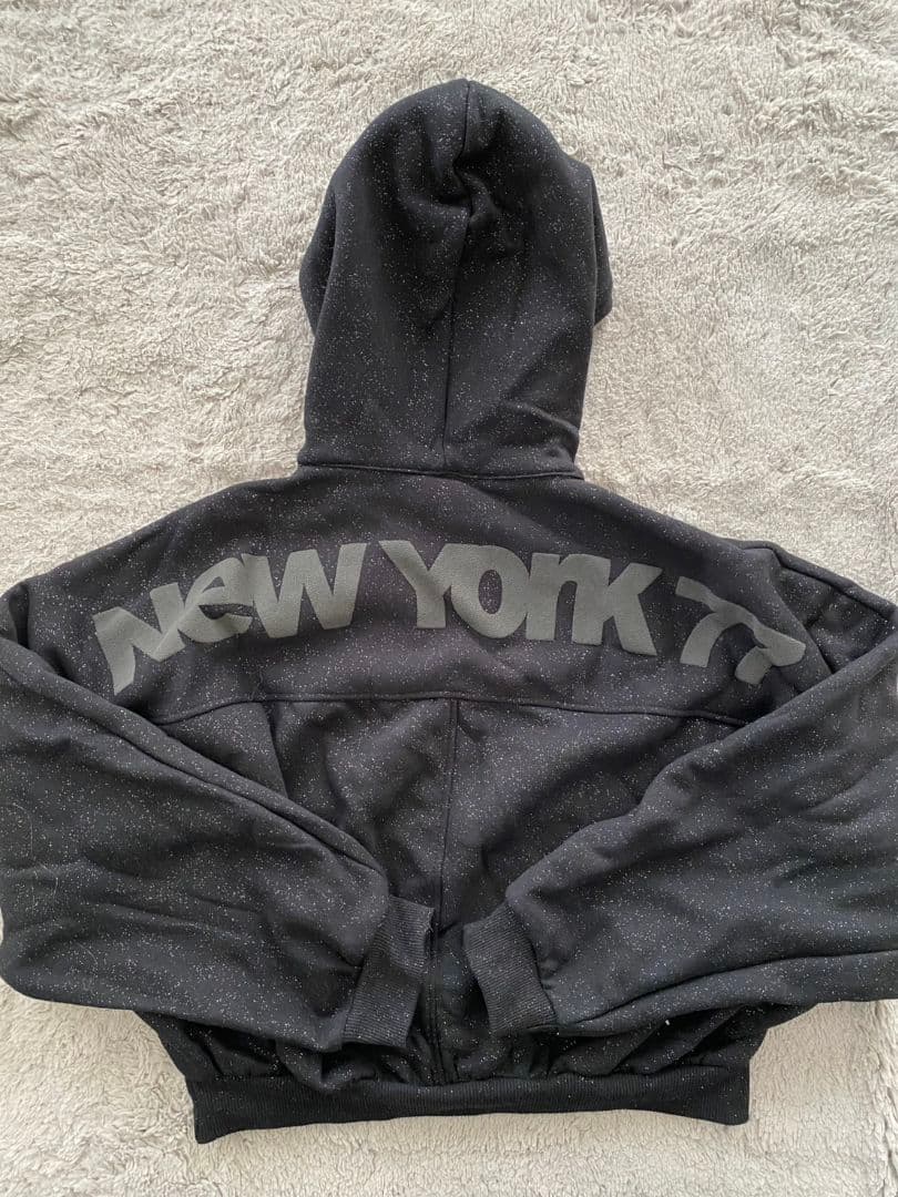 ZARA グリッタースウェットシャツ