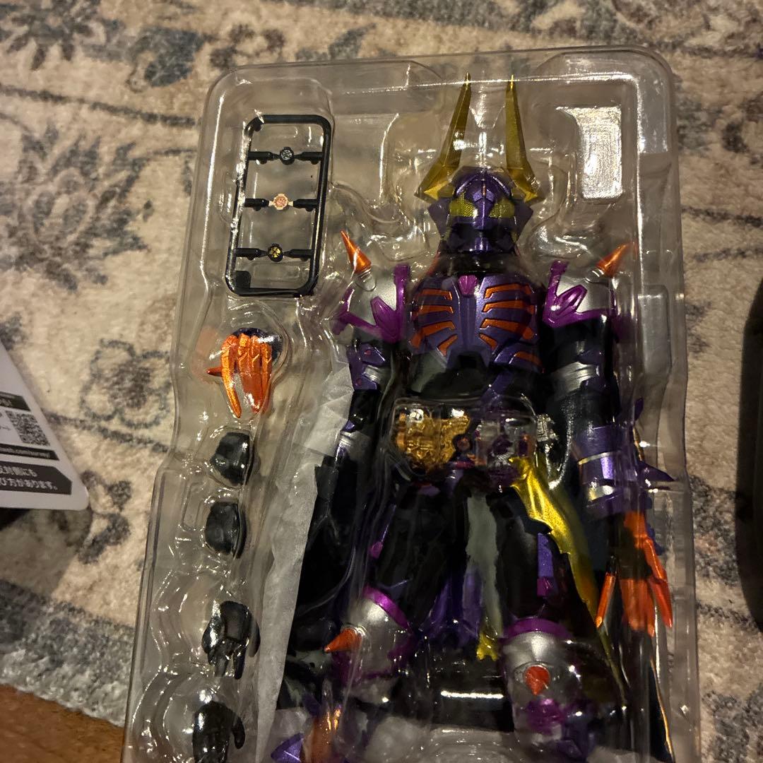 S.H.Figuarts 仮面ライダーバッファ フィーバーゾンビフォーム(ジャ…