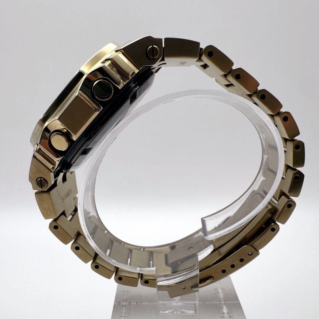 G-SHOCK GMW-B5000 ゴールド