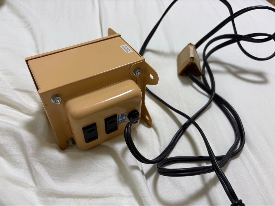 日章工業　変圧器　NDF-1500U