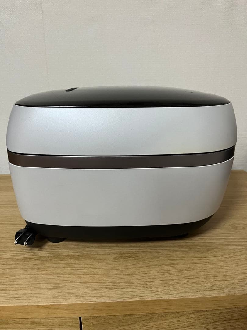 TIGER タイガー　土鍋圧力IH炊飯ジャー