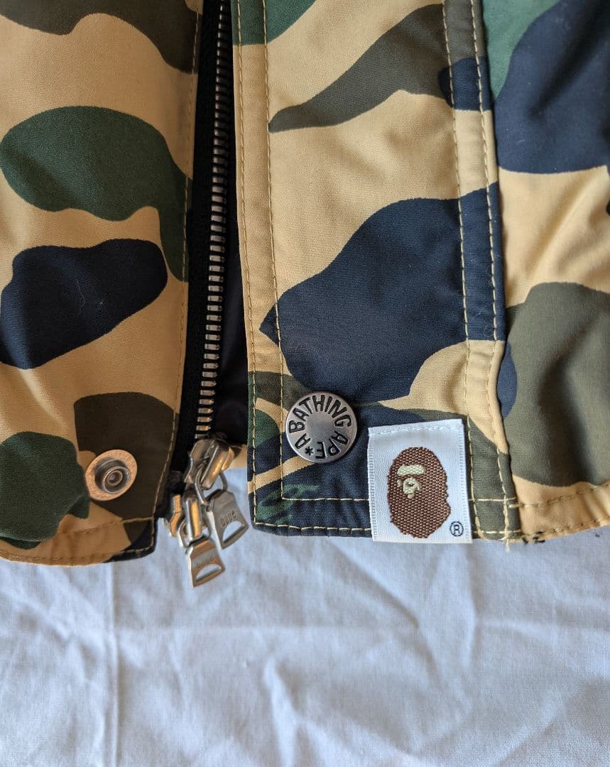 A BATHING APE カモフラージュ ダウンベスト M