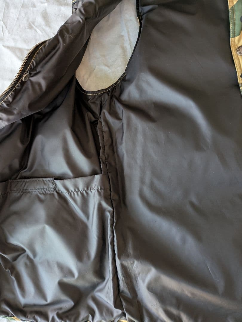 A BATHING APE カモフラージュ ダウンベスト M