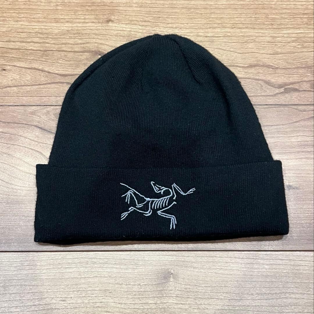 う*と様 ARC'TERYX ブラックニット帽 CAMP 34338