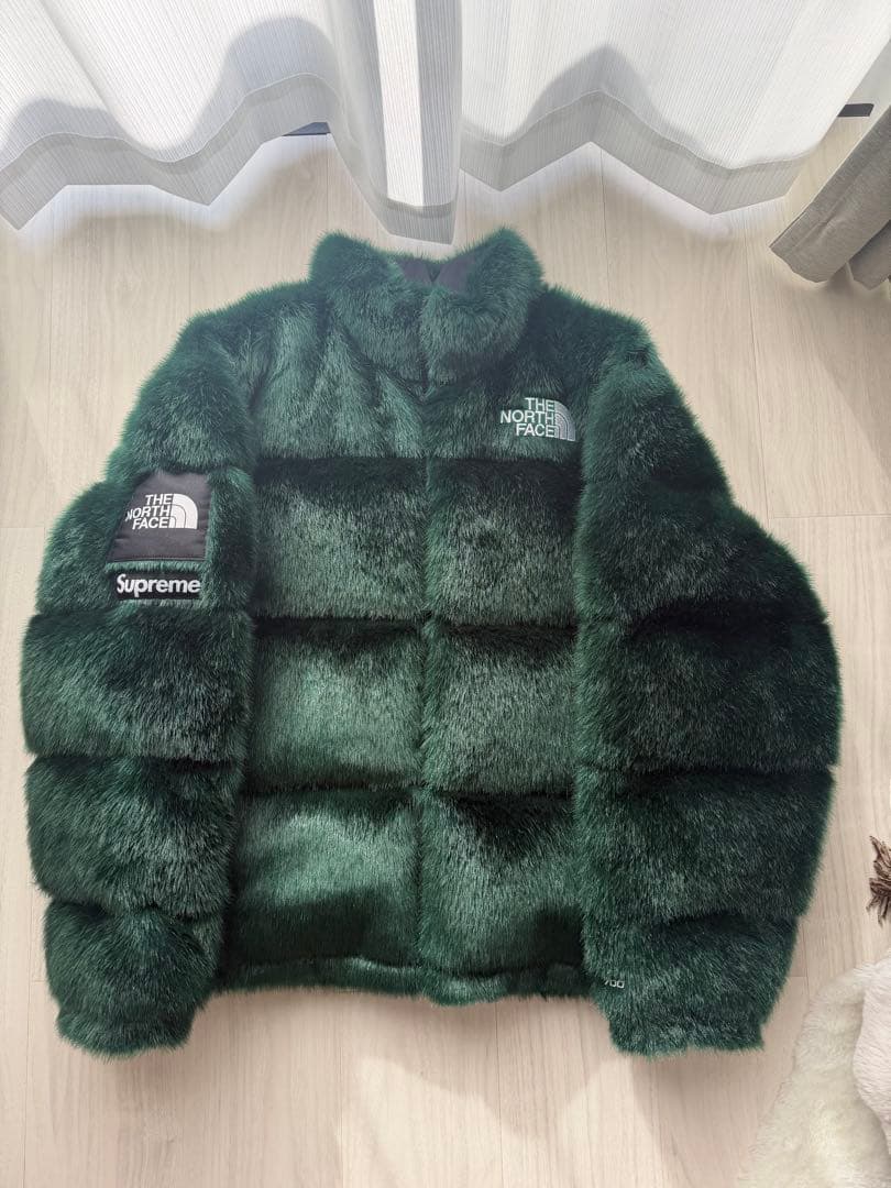 ジャケット・アウター Supreme / The North Face Nuptse Jacket