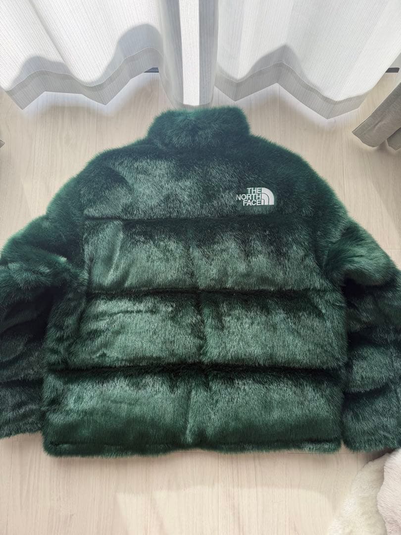ジャケット・アウター Supreme / The North Face Nuptse Jacket