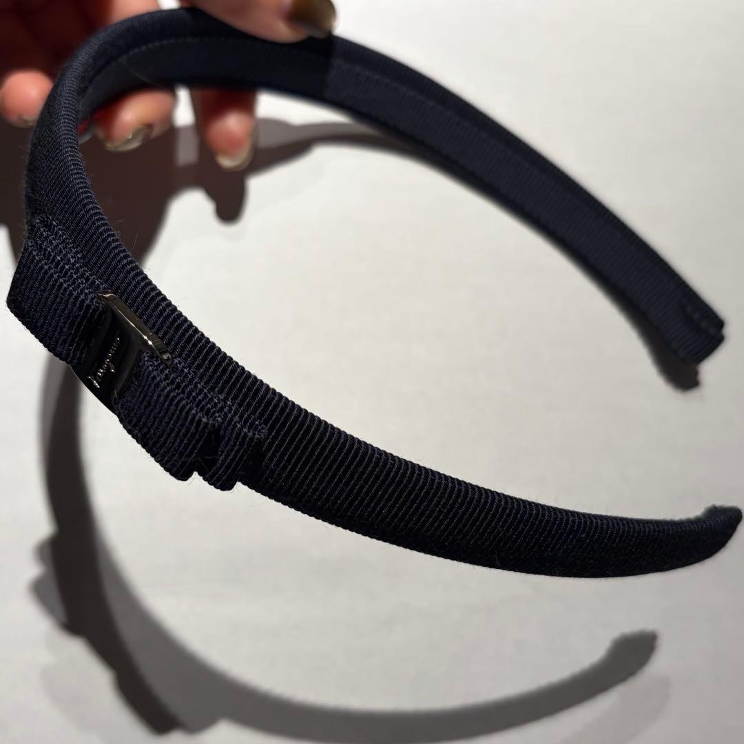 Salvatore Ferragamo ネイビー カチューシャ