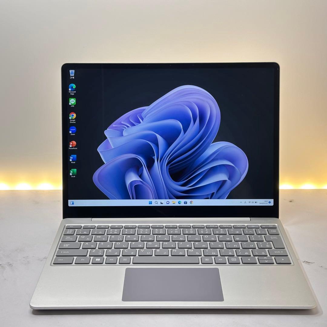 【化粧箱付属】Surface Laptop Go 2 Corei5/8/256