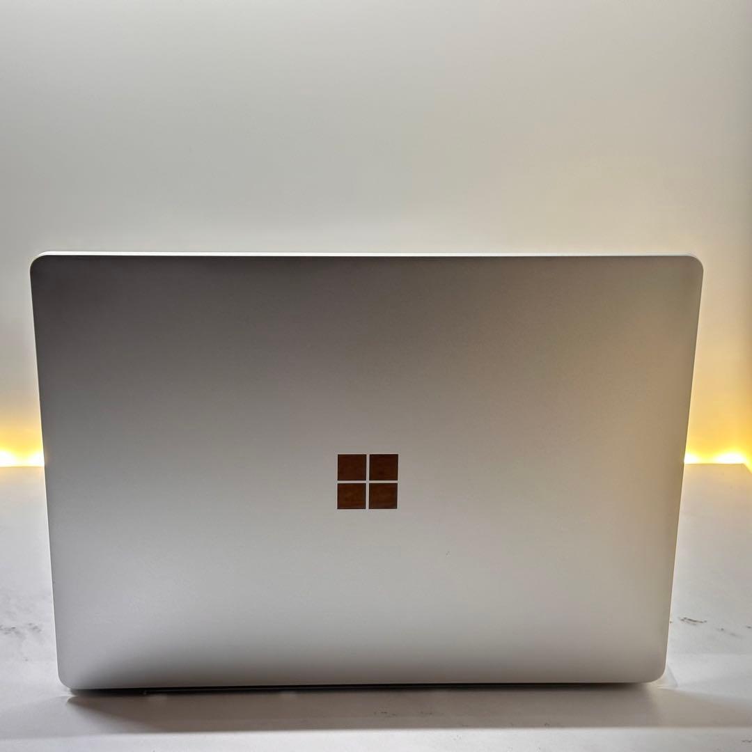 【化粧箱付属】Surface Laptop Go 2 Corei5/8/256