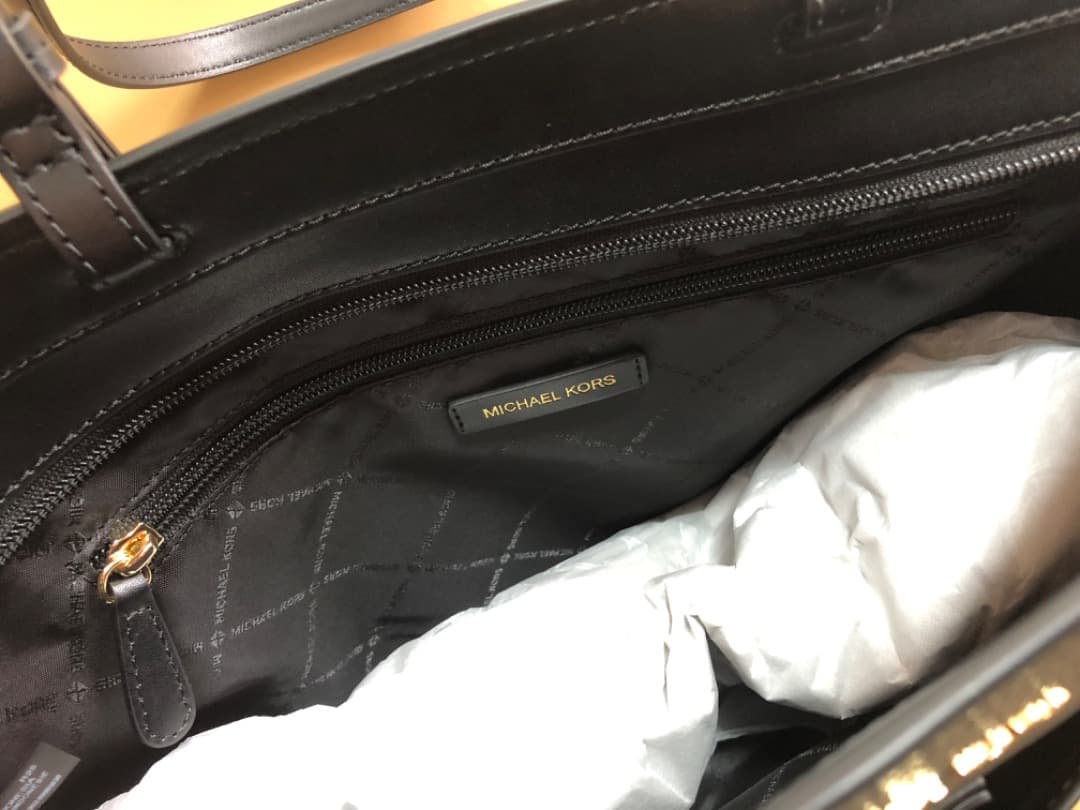 MICHAEL KORS ブラック トートバッグ