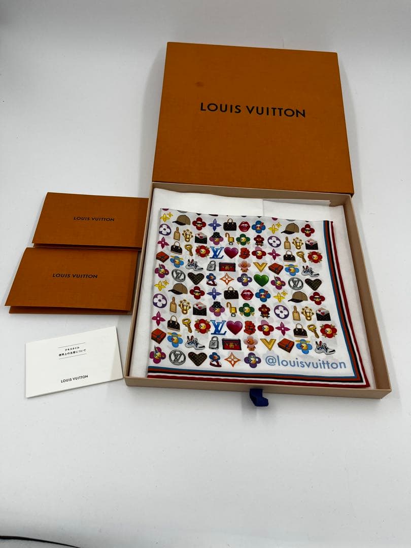 未使用！ルイヴィトンLouis Vuitton ハンカチ　スカーフM77355