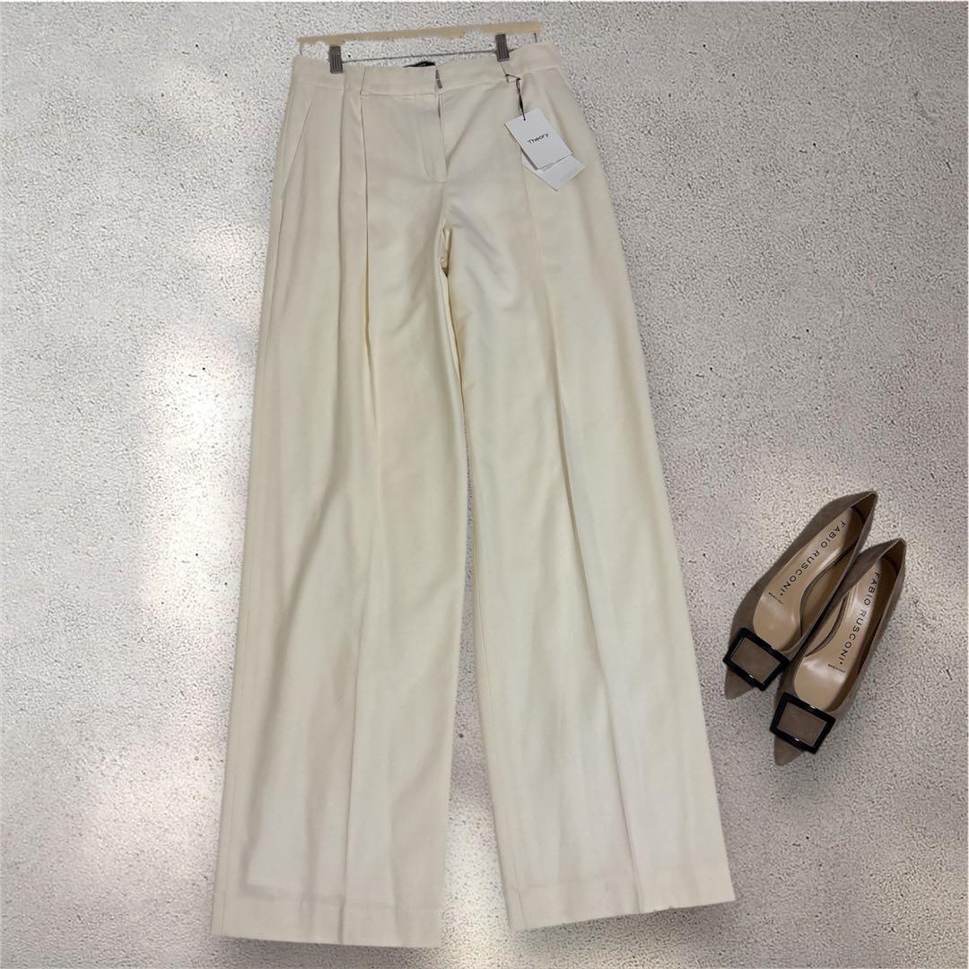 新品未使用タグ付き✨大きいサイズ8 （2Ｌ）Theory ウールワイドパンツ　白