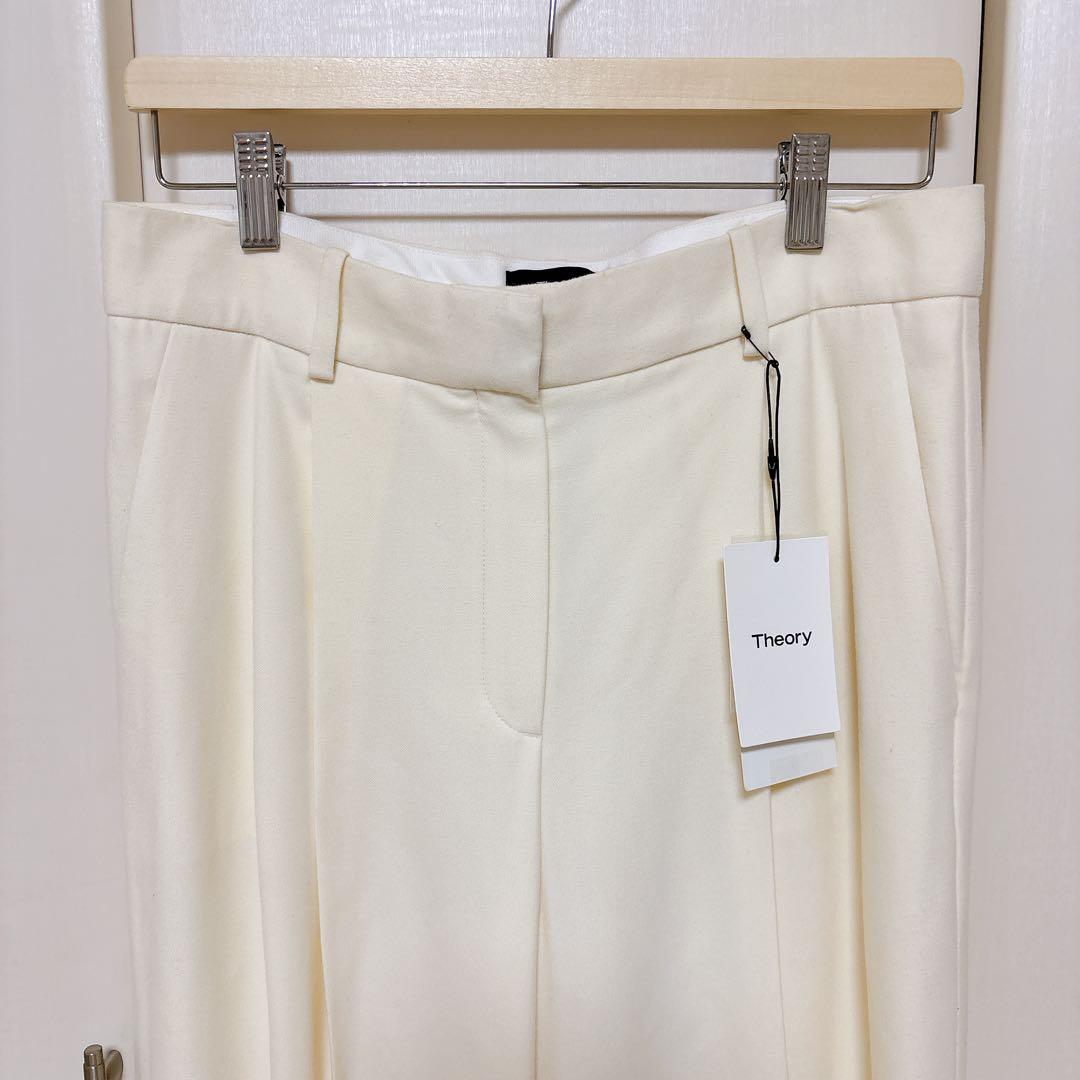新品未使用タグ付き✨大きいサイズ8 （2Ｌ）Theory ウールワイドパンツ　白