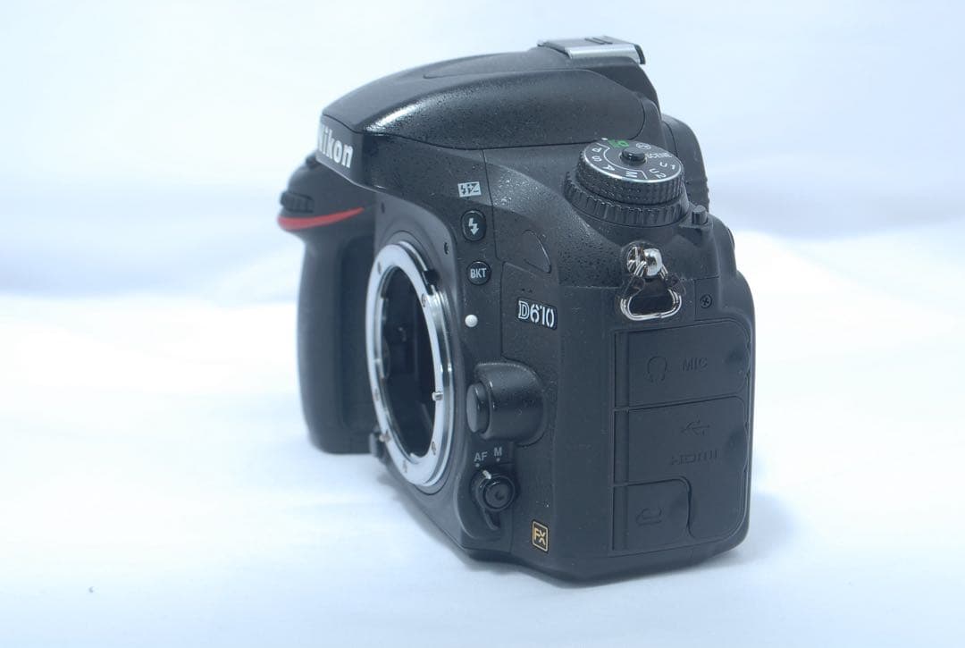 【美品】Nikon D610 ボディ フルサイズ 動作良好 付属品充実セット
