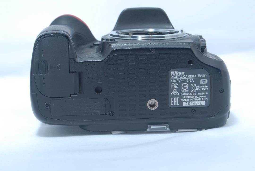 【美品】Nikon D610 ボディ フルサイズ 動作良好 付属品充実セット