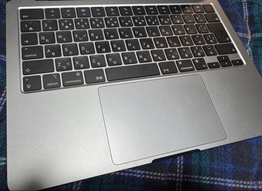 MacBook Air / M1 / 2020 / 放電回数 15/ 美品