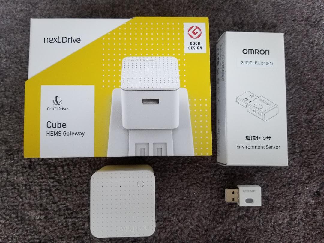 Cubu J1とUSB型環境センサーのセット