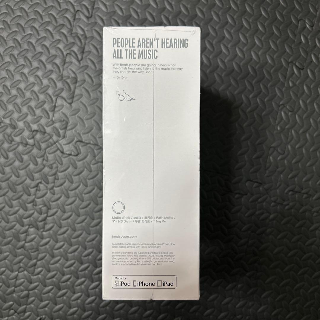 Beats EP ホワイト 有線ヘッドホン