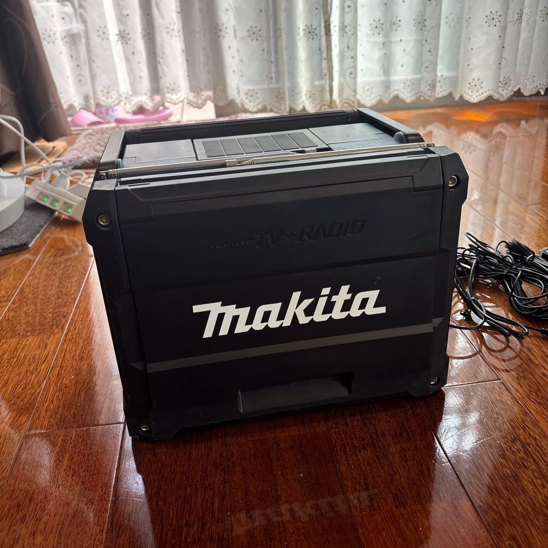 Makita 充電式ラジオ付きテレビ TV100