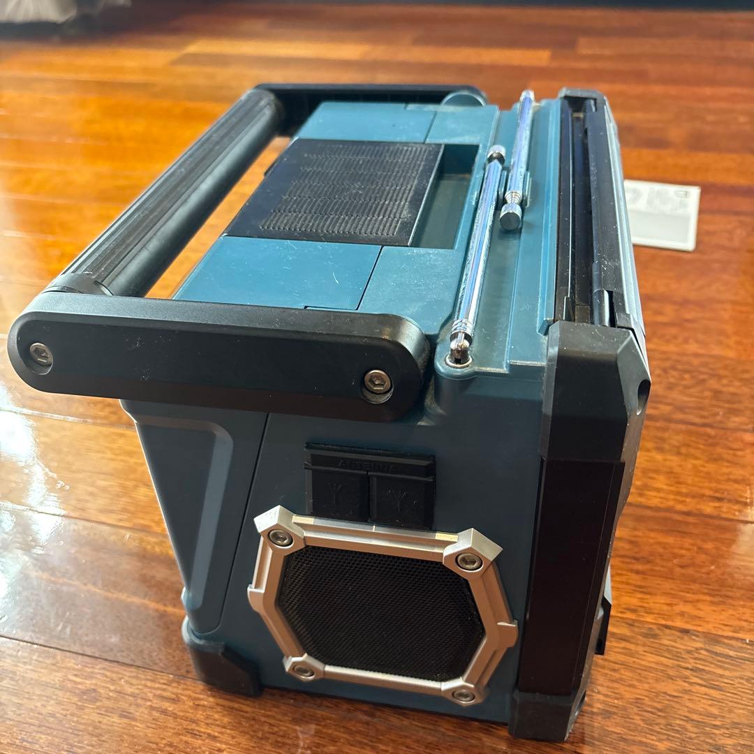 Makita 充電式ラジオ付きテレビ TV100