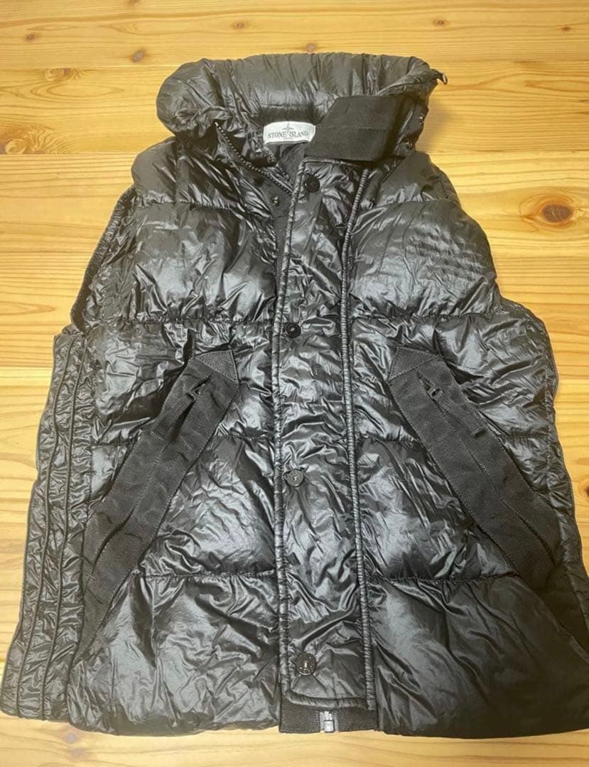 Stone  黒 ダウンベスト