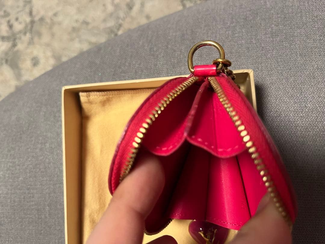 ルイヴィトン ヴェルニ ハート　チャーム付き　ケース　ピンク