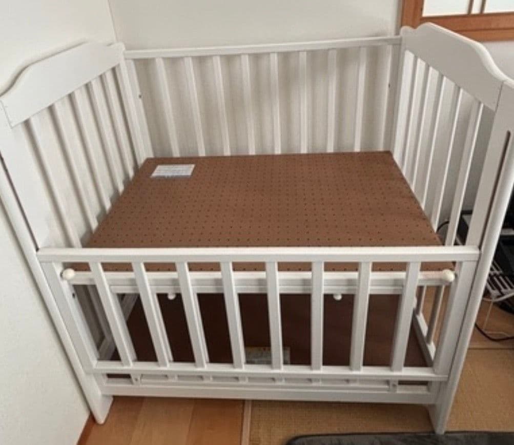 カトージ ハイシートミニベビーベッド2 ハイタイプ 床板調節可能 収納棚付