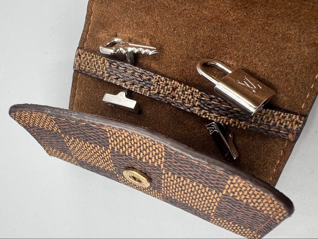 VUITTON ルイヴィトン カデナキーカフス シルバー925 ケース付