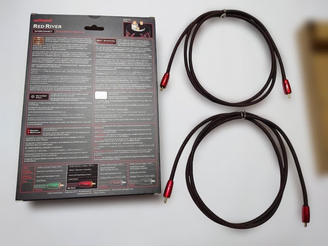 美品 オーディオクエスト 高級RCAケーブル Red  1.5m 2本
